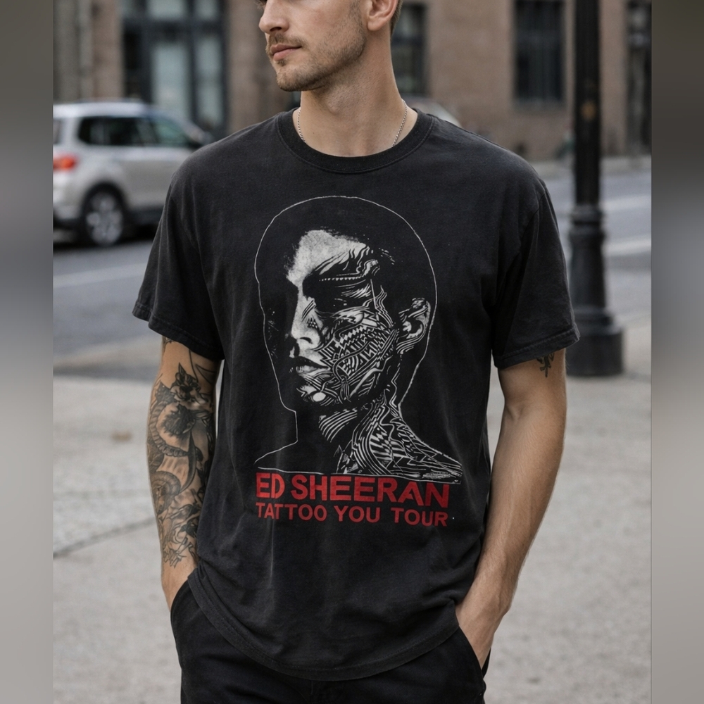 Ed Sheeran Tattoo You Tour Graphic T-Shirt Black Cotton Size S/M Band Tee